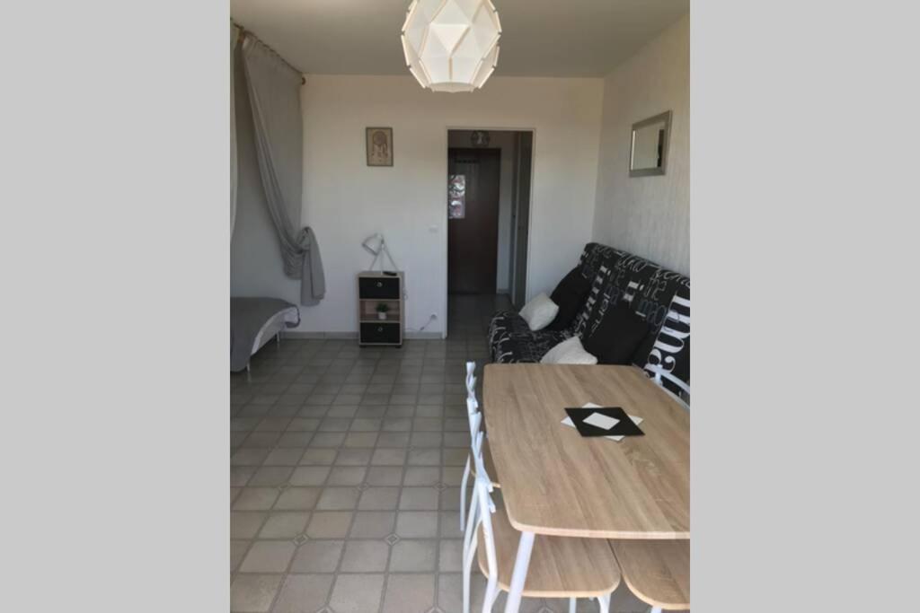 Studio Meuble Classe 2 Etoiles - 30M² Gréoux-les-Bains Dış mekan fotoğraf