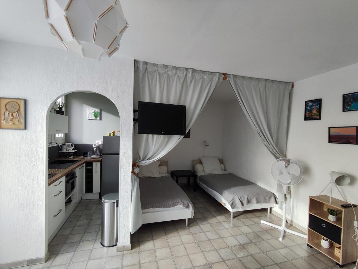 Studio Meuble Classe 2 Etoiles - 30M² Gréoux-les-Bains Dış mekan fotoğraf